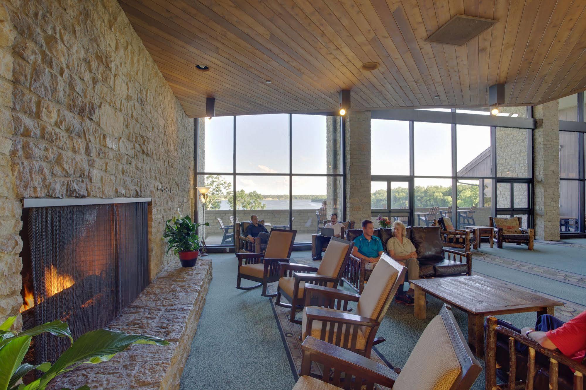Deer Creek State Park Lodge And Conference Center Crownover Mill エクステリア 写真