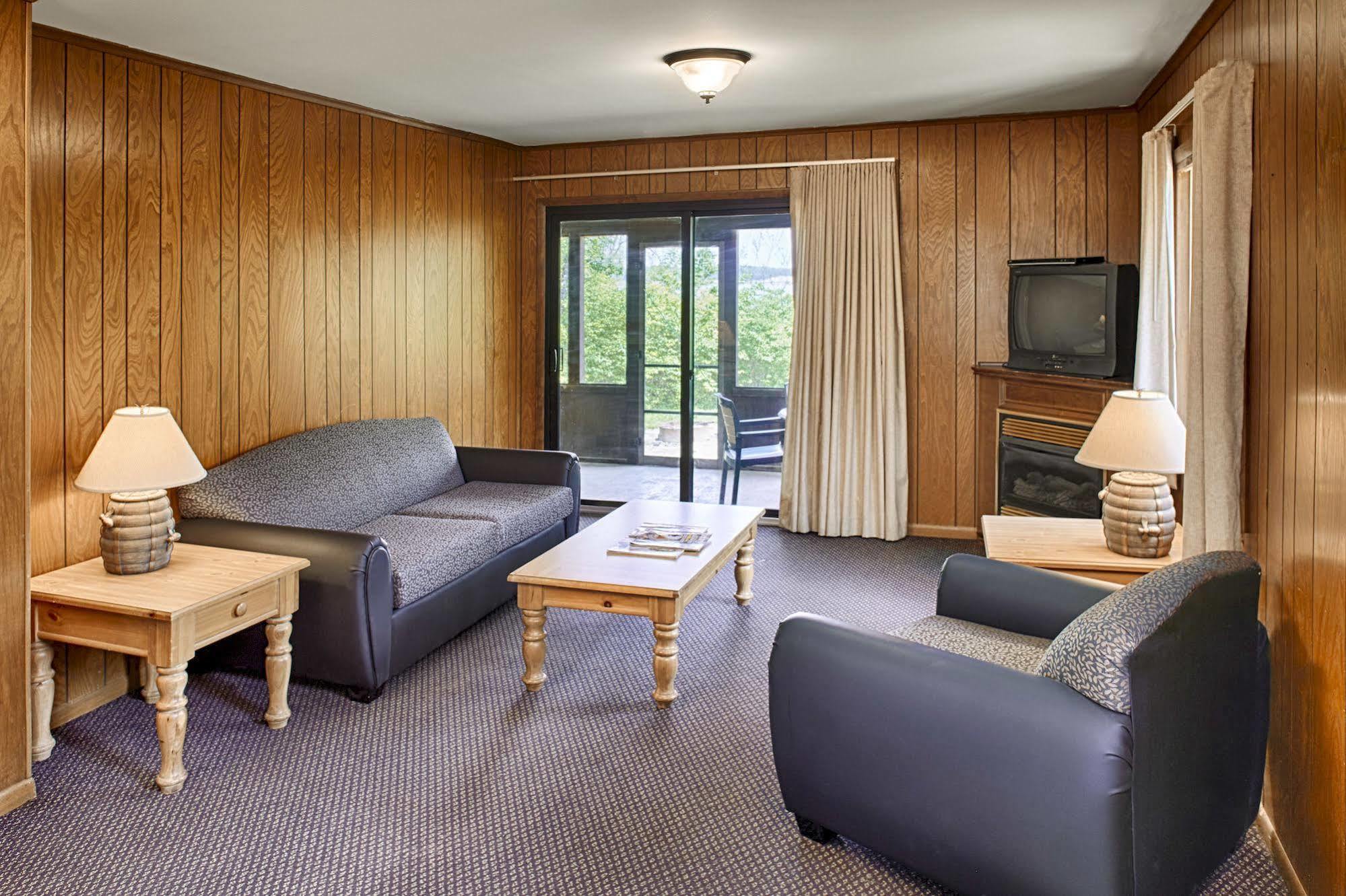 Deer Creek State Park Lodge And Conference Center Crownover Mill エクステリア 写真