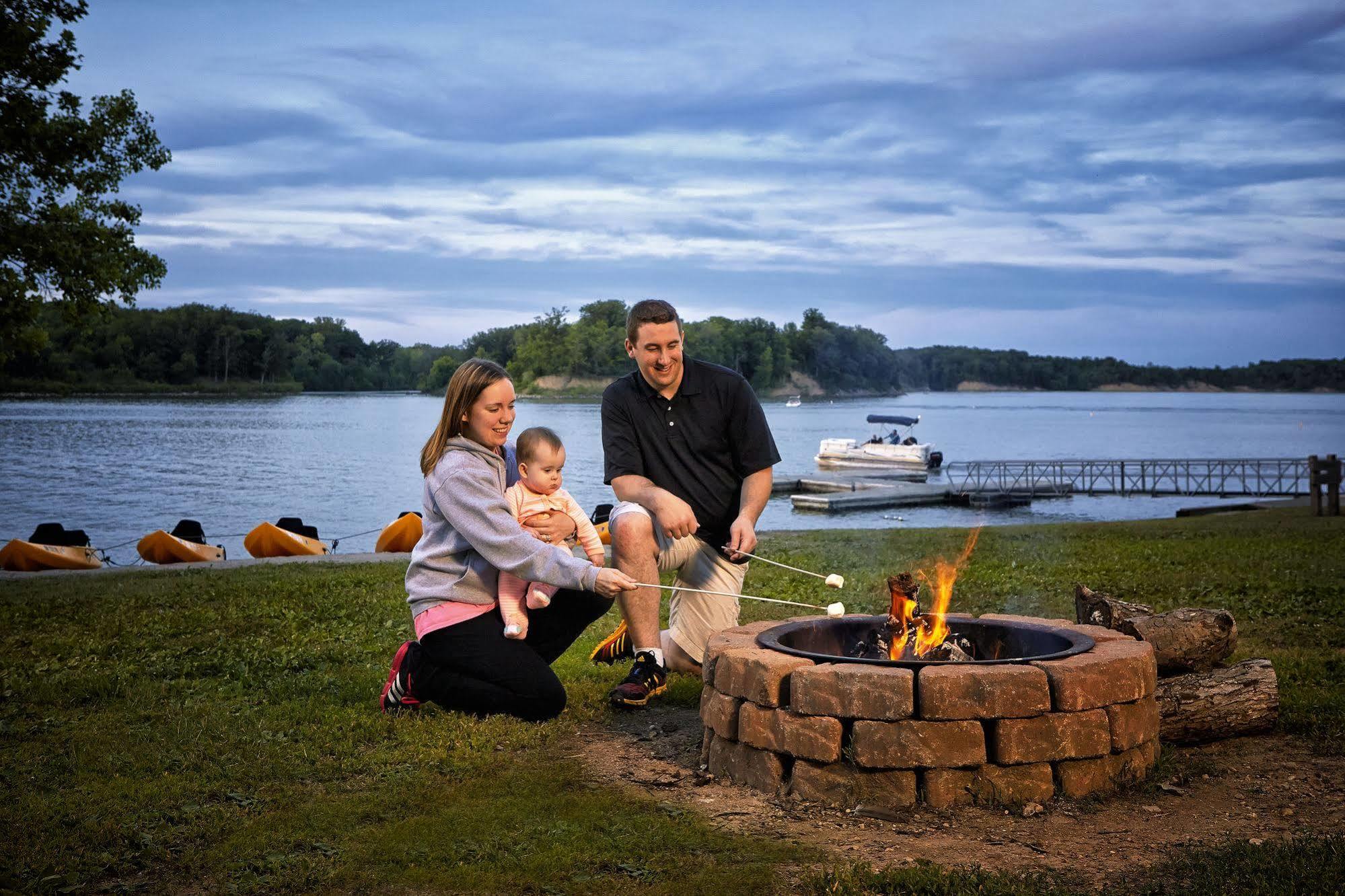Deer Creek State Park Lodge And Conference Center Crownover Mill エクステリア 写真