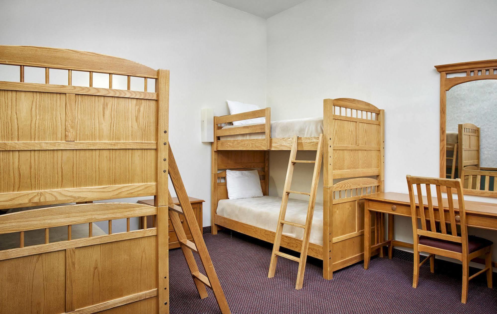 Deer Creek State Park Lodge And Conference Center Crownover Mill エクステリア 写真