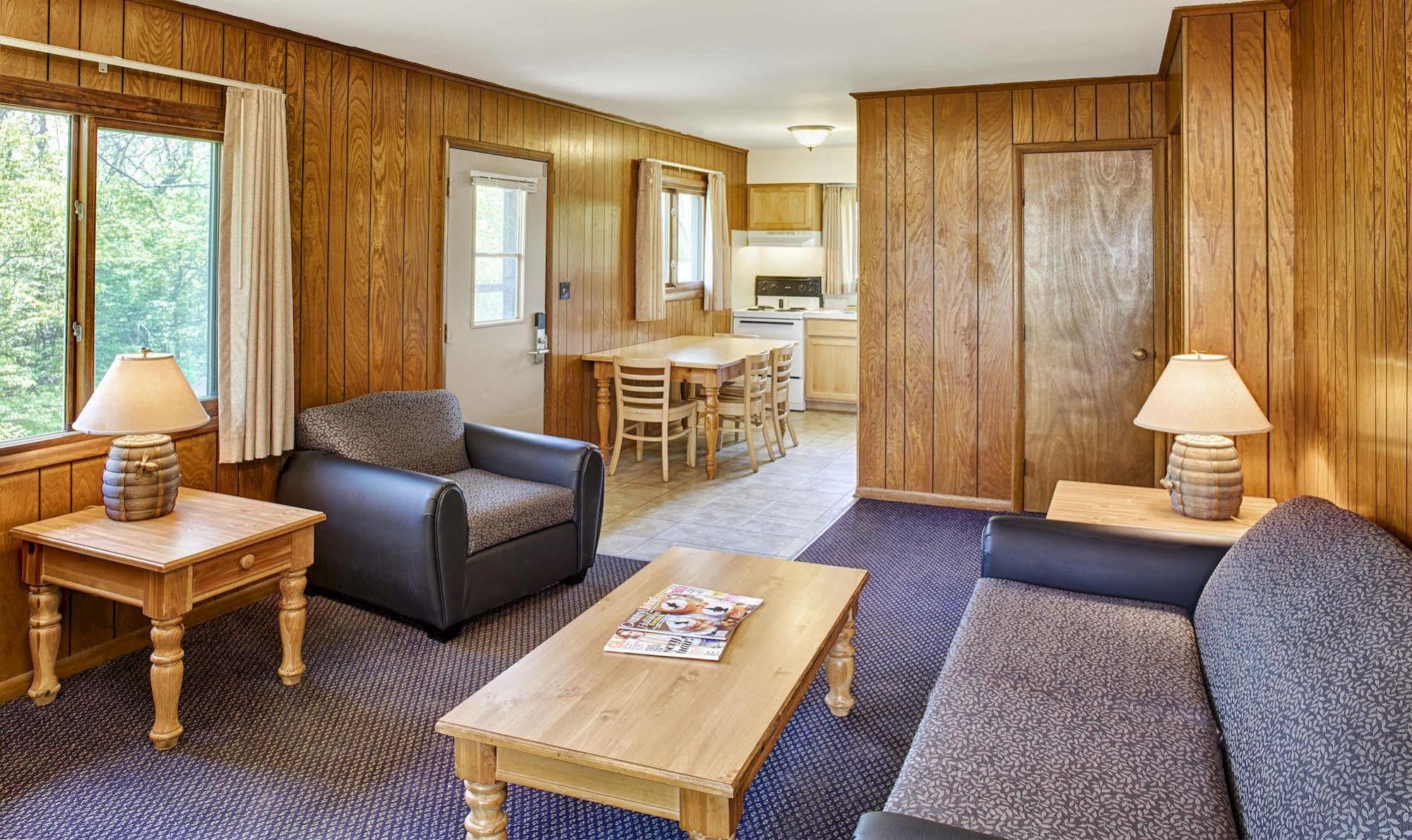 Deer Creek State Park Lodge And Conference Center Crownover Mill エクステリア 写真